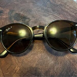 Tortoise Shell RB2180 710/83 Ray-Ban Sunglasses. Unisex